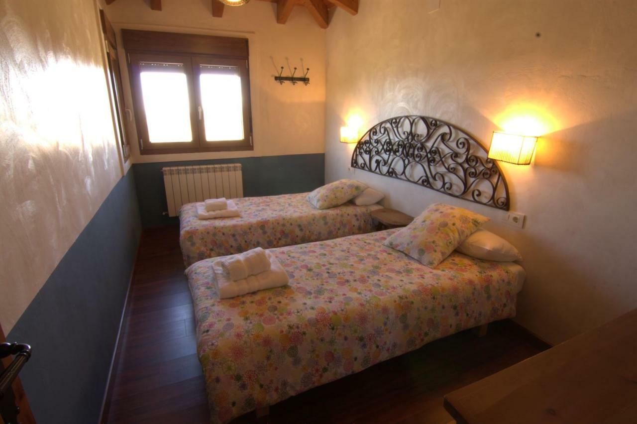 Casas Rurales Lalo Y Chelo La Aldehuela Exteriör bild