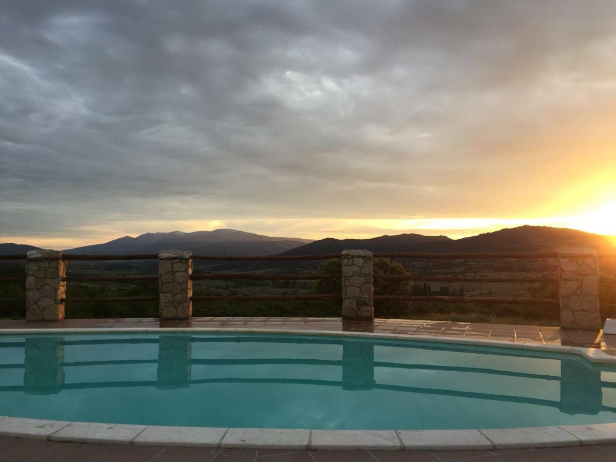 Casas Rurales Lalo Y Chelo La Aldehuela Exteriör bild